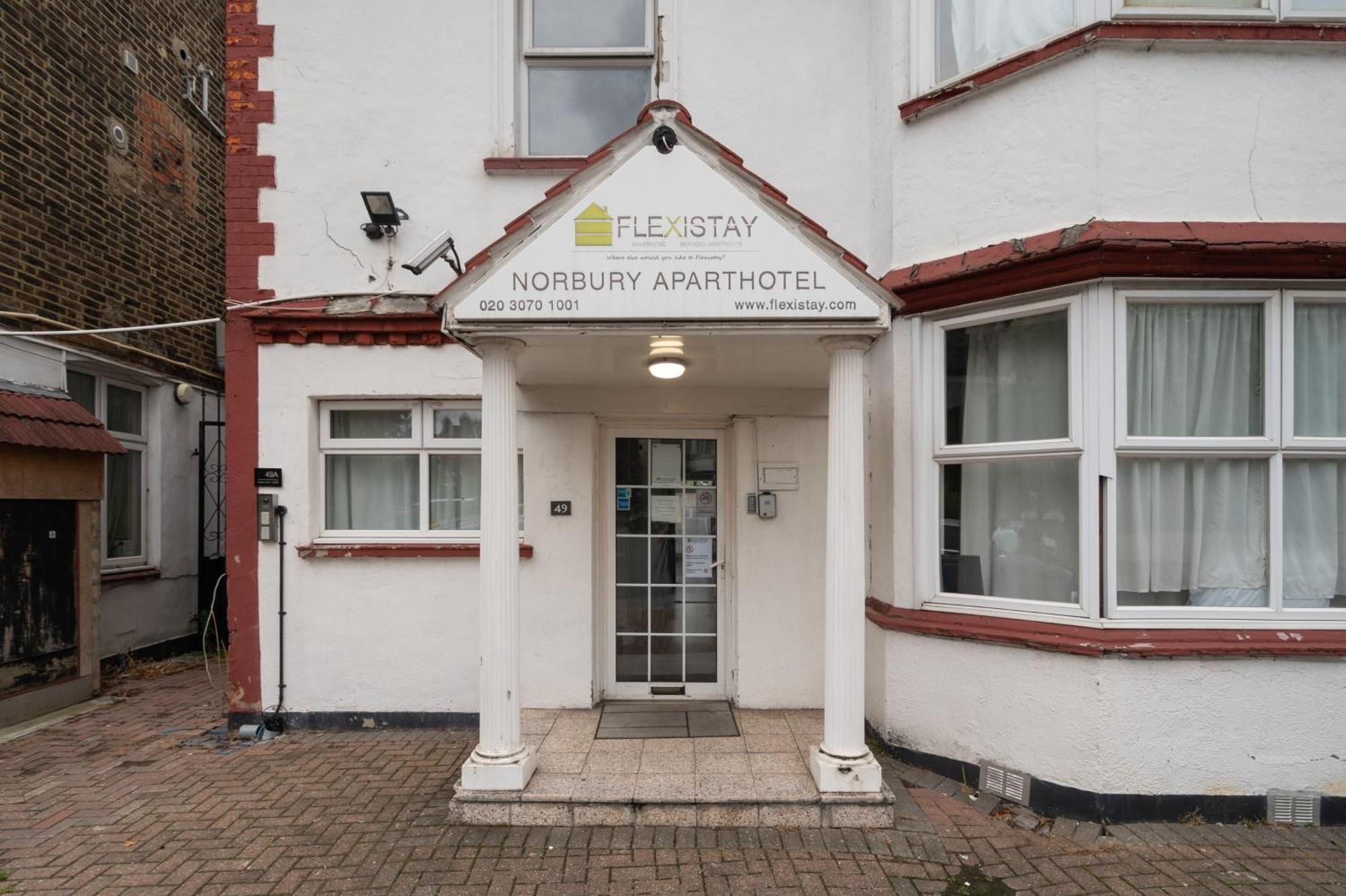 Flexistay Norbury Aparthotel ロンドン エクステリア 写真